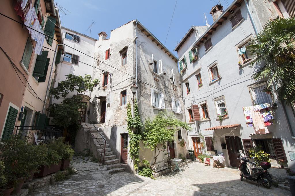 Apartment Piazza Antica Rovinj Exteriör bild